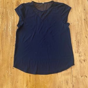 Lululemon Black Short Sleeve Size 6